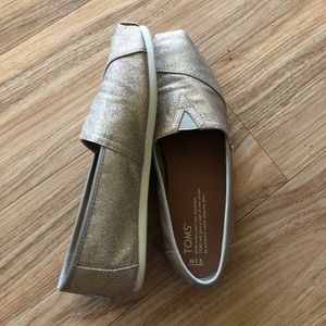 Toms glitter shoes